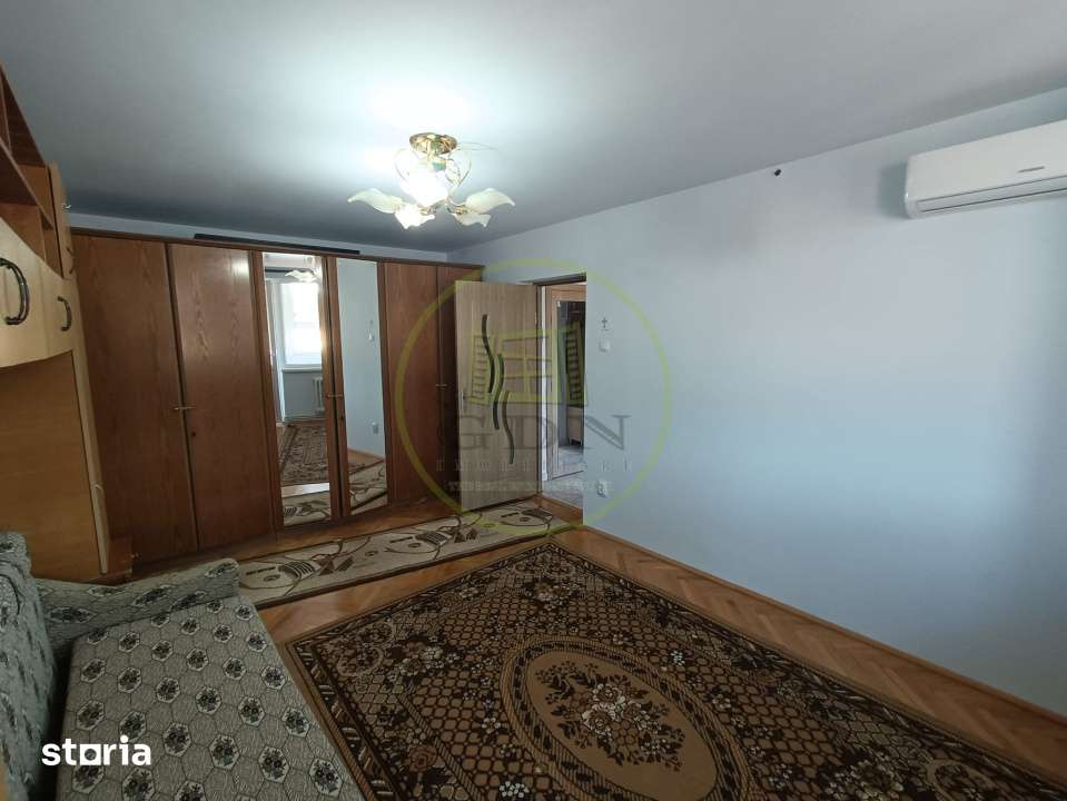 Apartament cu 2 camere de vanzare in Reghin, zona centrala 0 comision — fotografia 2