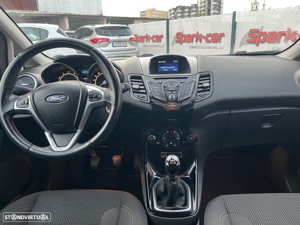 Ford Fiesta 1.0 EcoBoost S&S Titanium - 5
