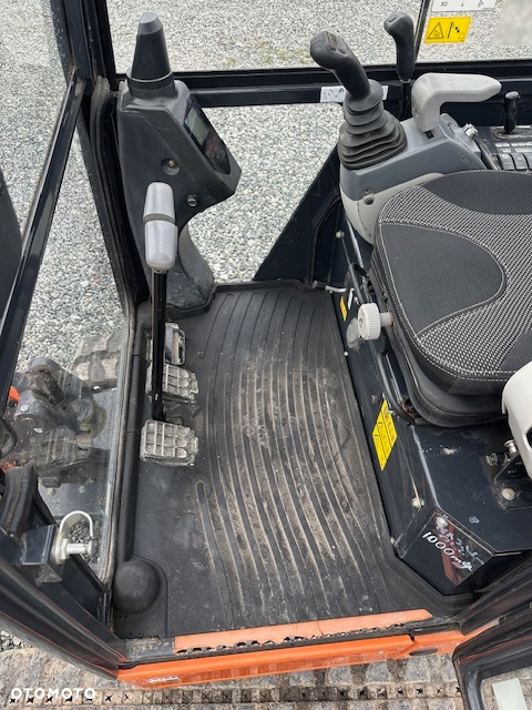 Hitachi ZX-19 - 8