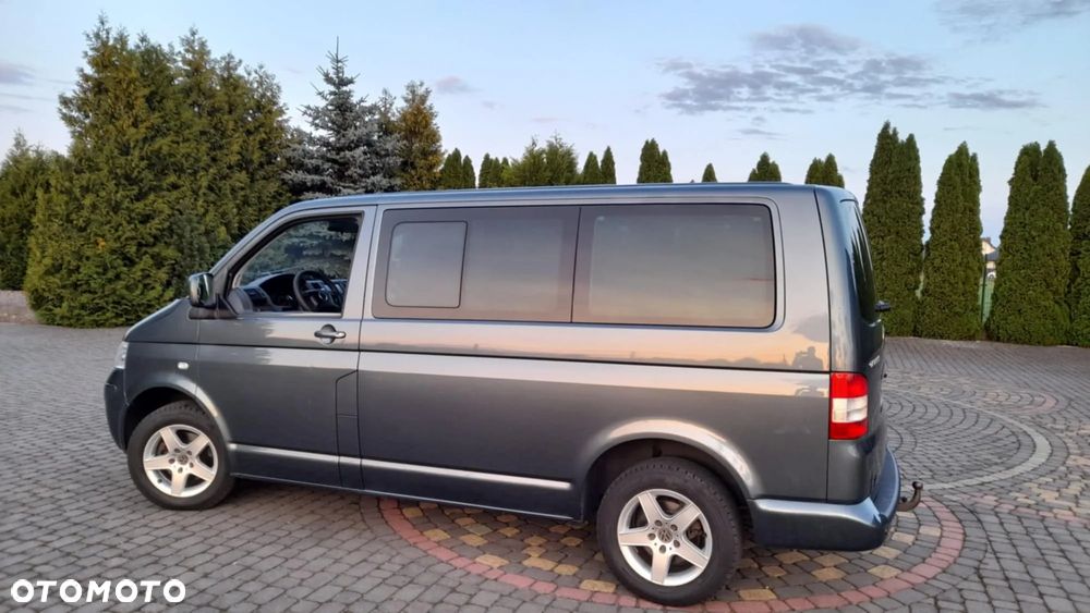 Volkswagen Transporter Caravelle Lang Trendline - 23