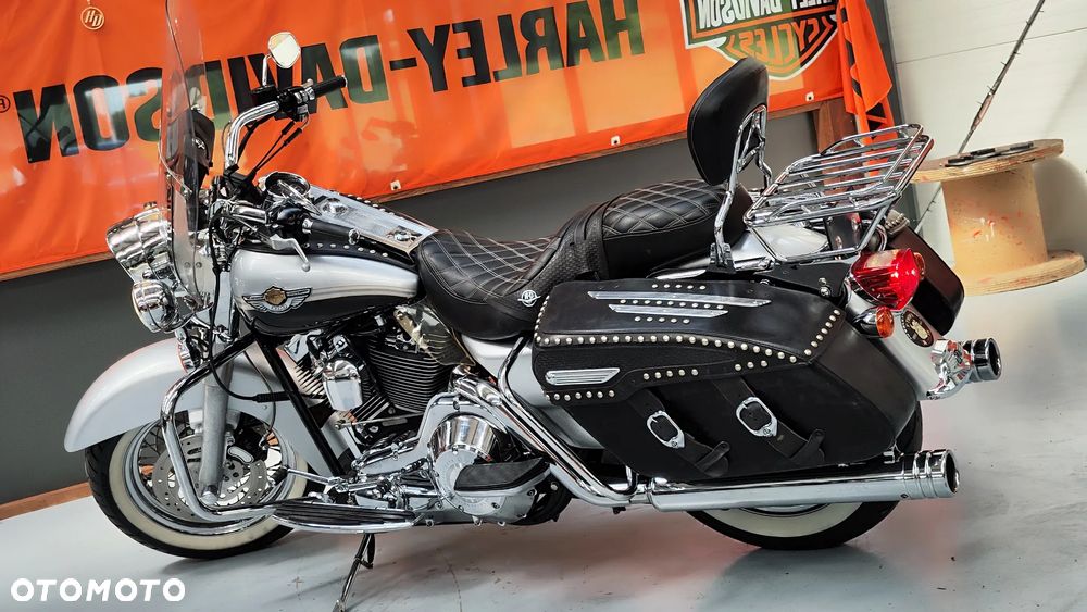 Harley-Davidson Touring Road King - 9