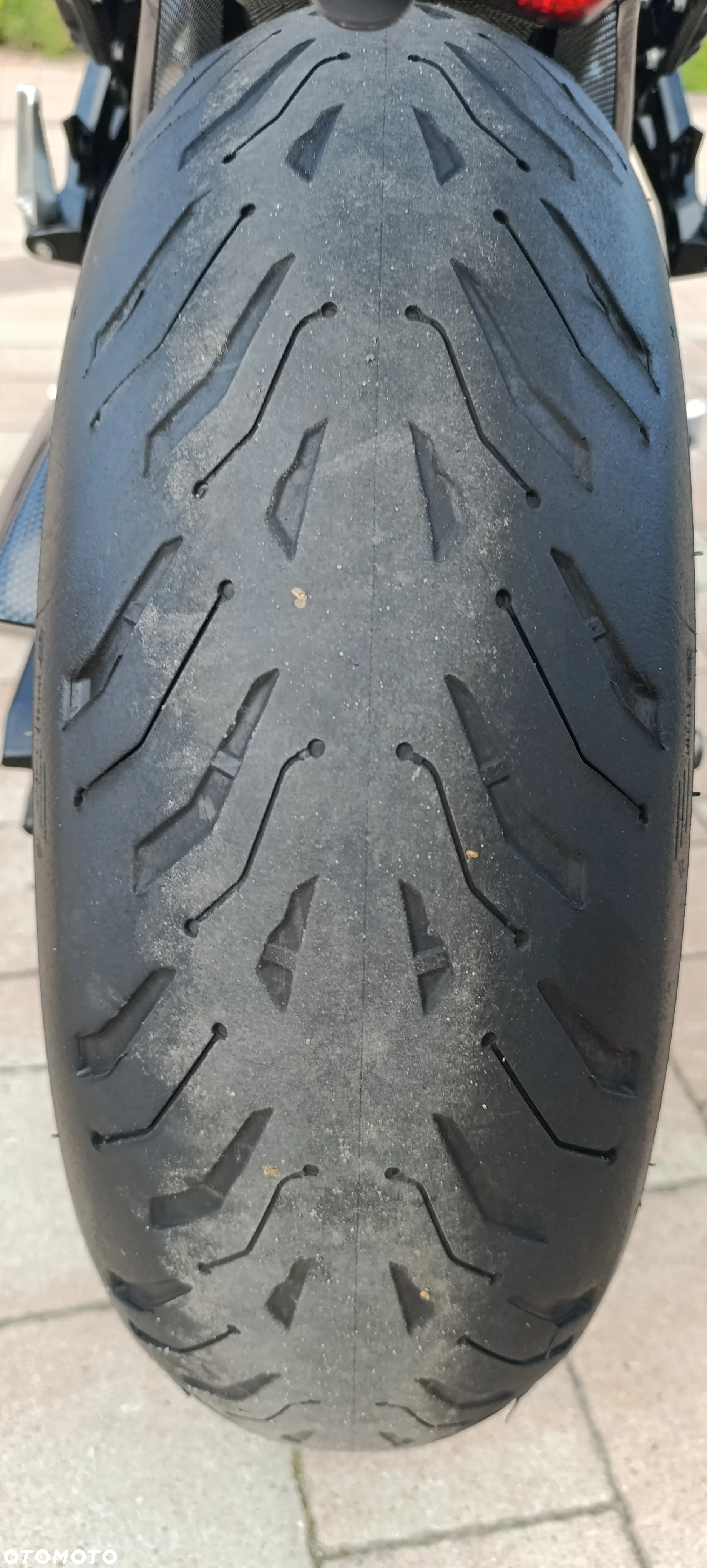 Suzuki GSX - 33