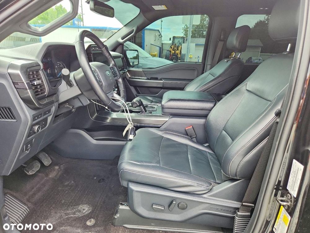 Ford F150 - 8