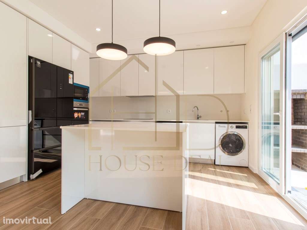 EXCELENTE! Moradia T3 com Pérgola. Pinhal do General. Fernão Ferro - Grande imagem: 3/35