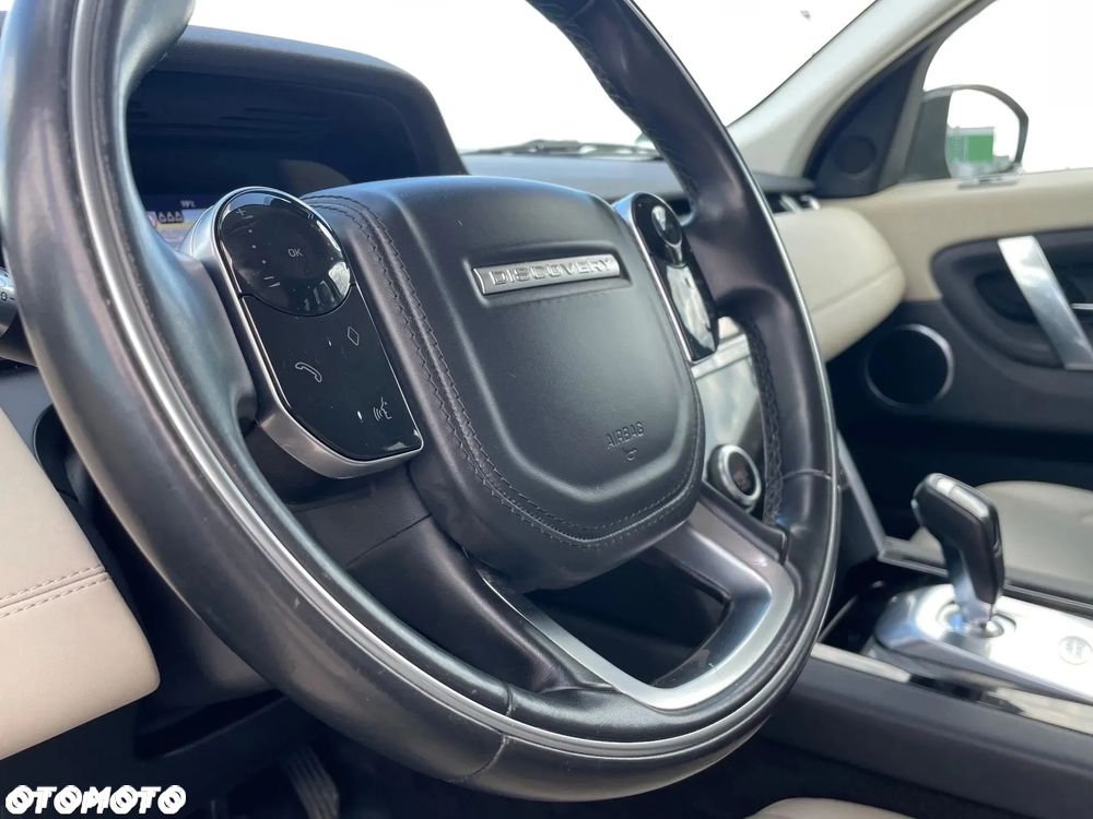 Land Rover Discovery Sport 2.0 P200 mHEV Urban Edition - 26