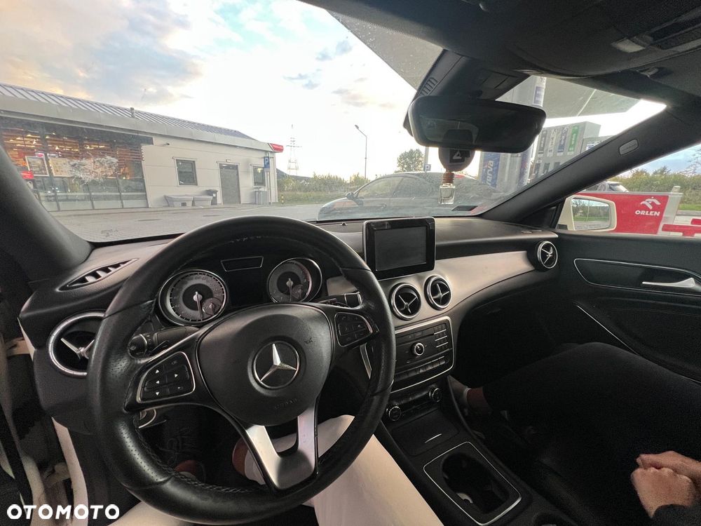 Mercedes-Benz CLA - 7