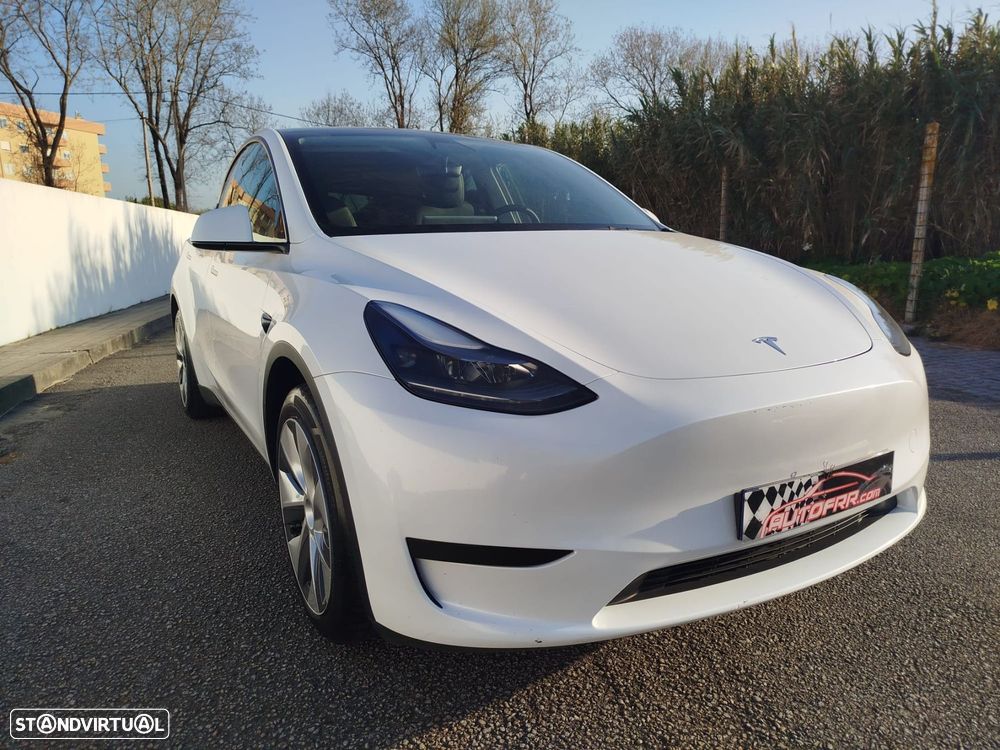 Tesla Model Y RWD - 41
