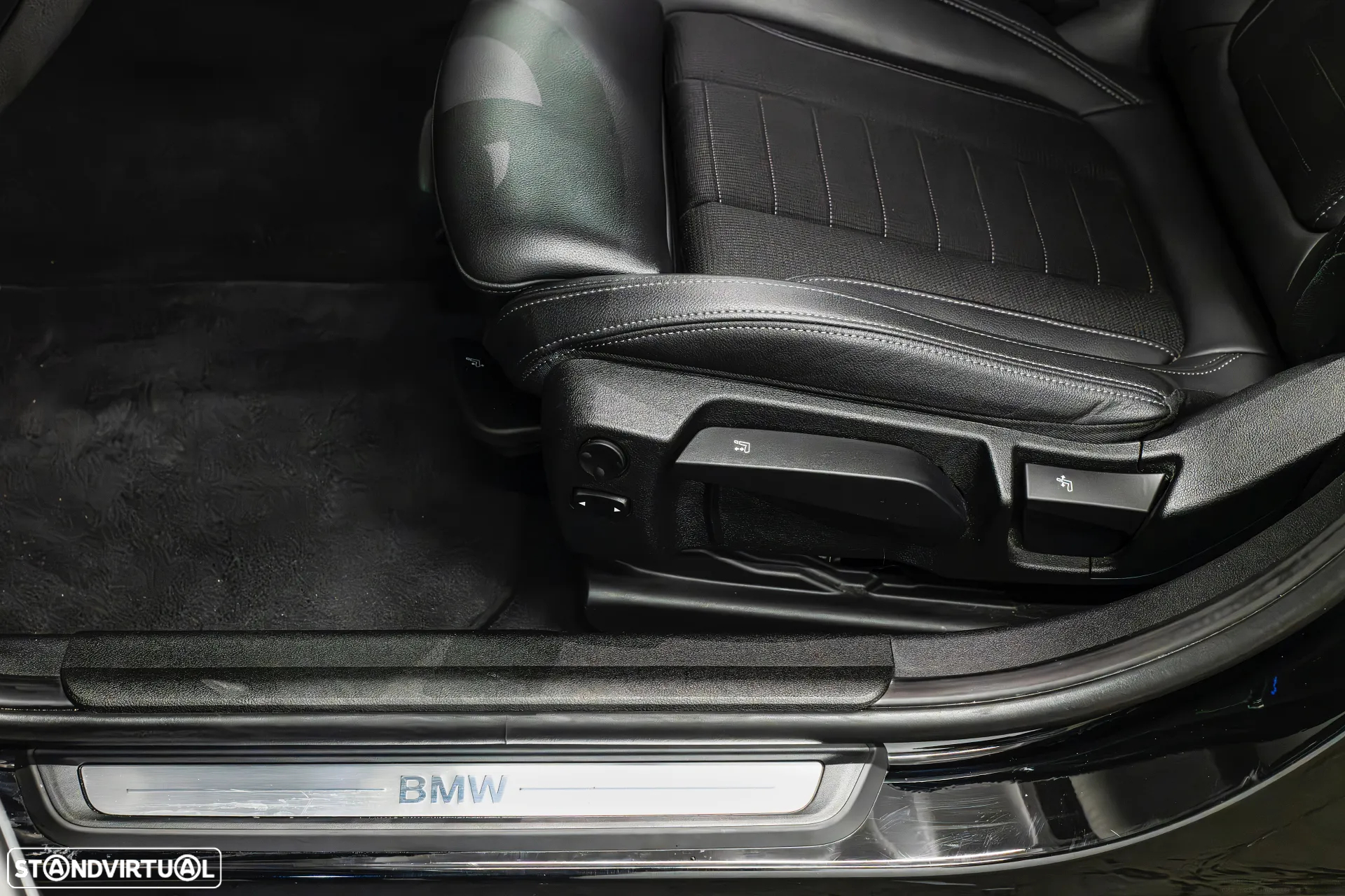 BMW 330 e Touring Pack M Auto - 10