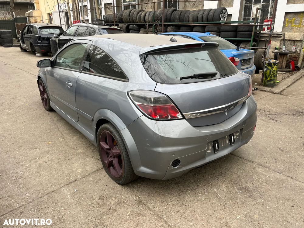 Dezmembrez Opel Astra H GTC gri Z163 OPC 1,9 diesel 6+1  Z19DTH-EDS1 140kw - 3