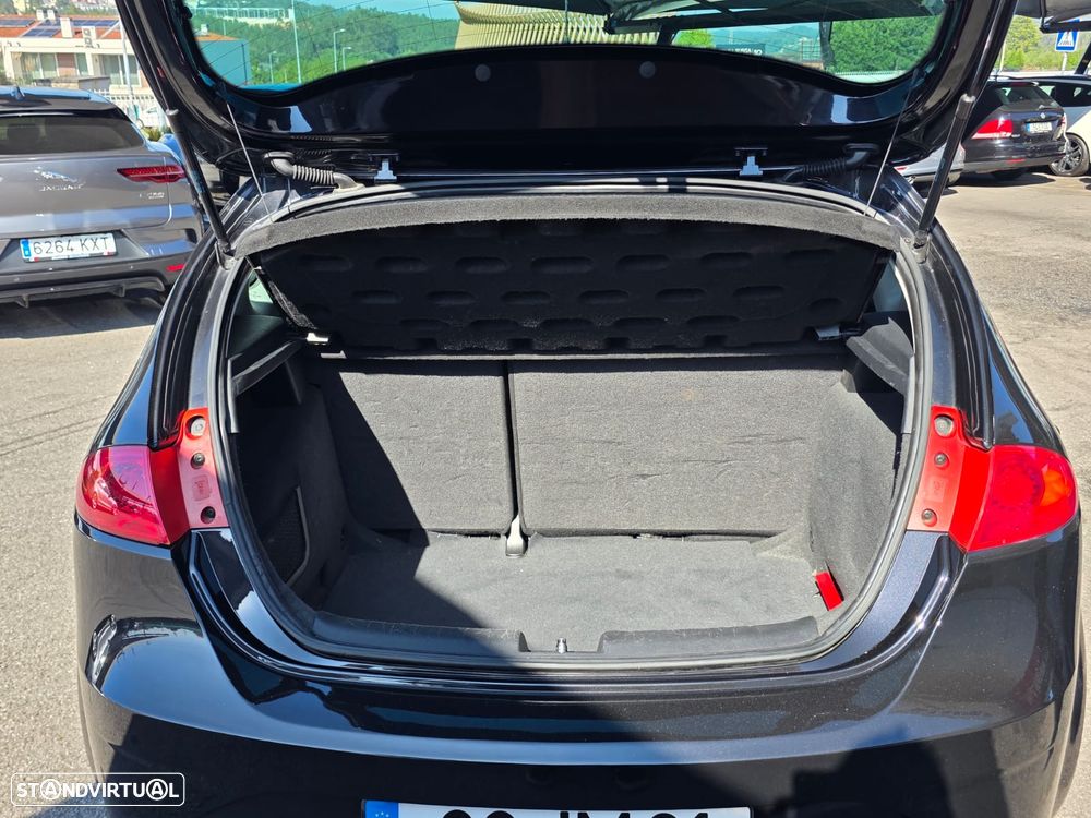 SEAT Leon 1.6 TDI Sport - 26