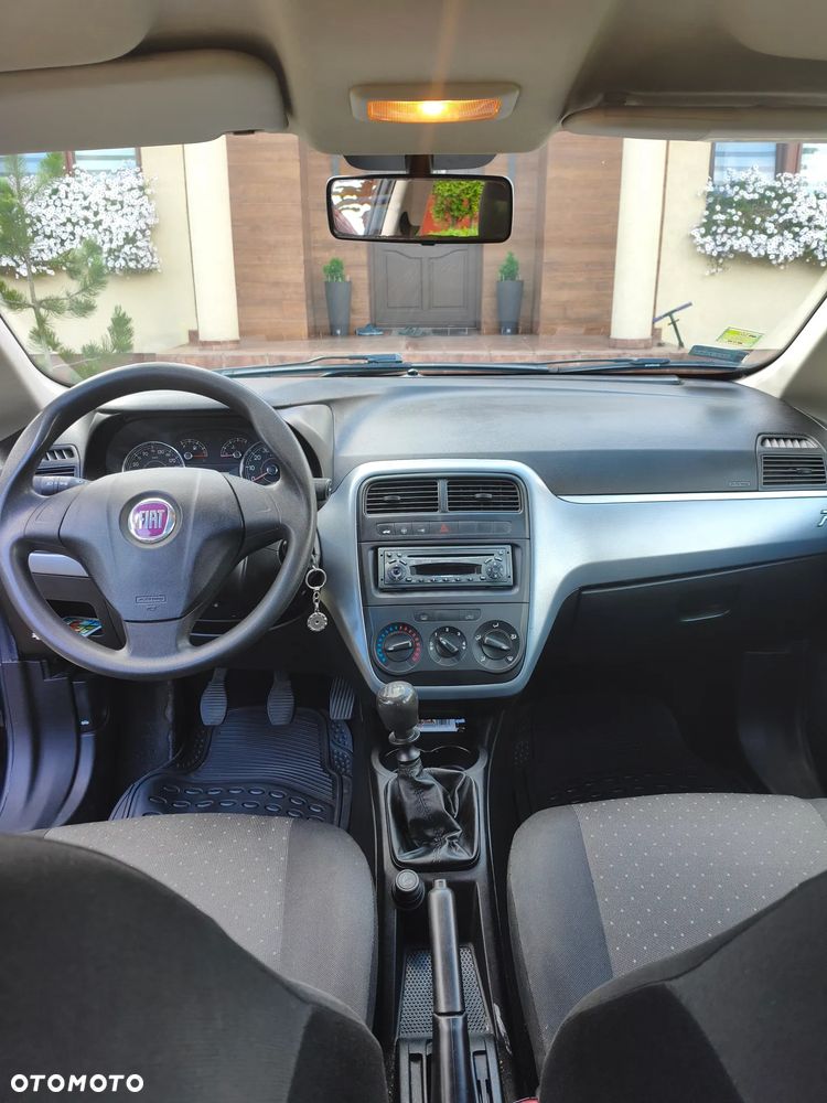 Fiat Grande Punto - 6