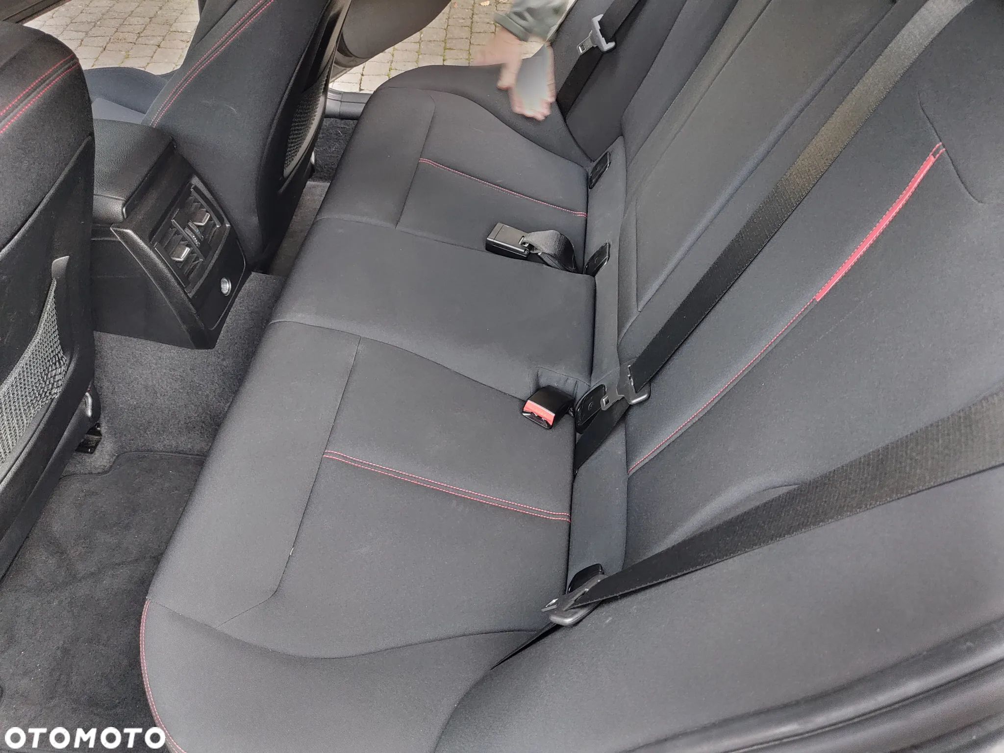 BMW Seria 1 118d Sport Line - 19