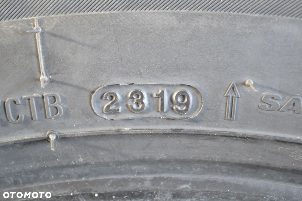 225/60R18 104H KUMHO WINTERCRAFT WS71 SUV x4szt 9884z - 5