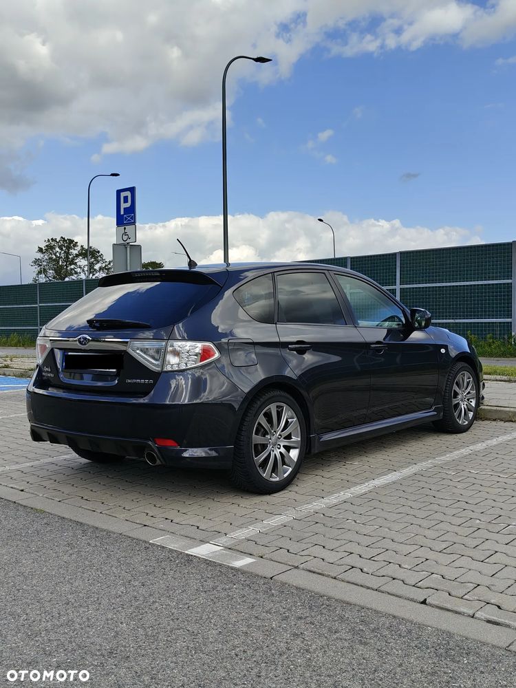 Subaru Impreza 2.0 RS - 4
