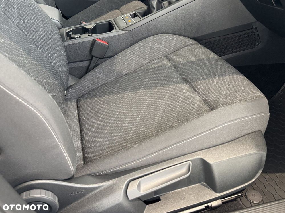 Volkswagen Golf - 19