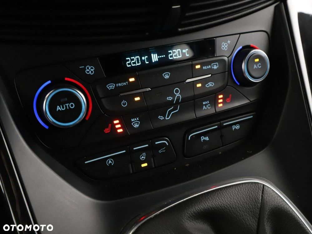 Ford Kuga 2.0 TDCi 4x2 ST-Line - 27