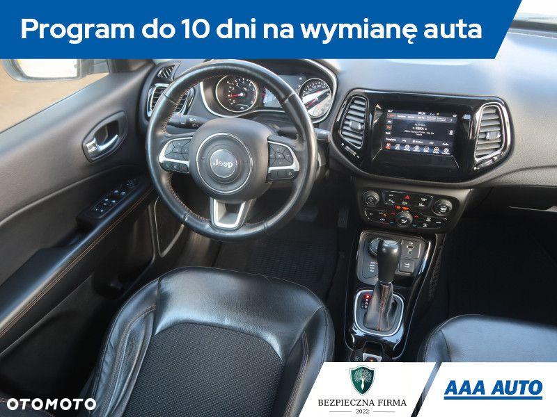Jeep Compass - 8