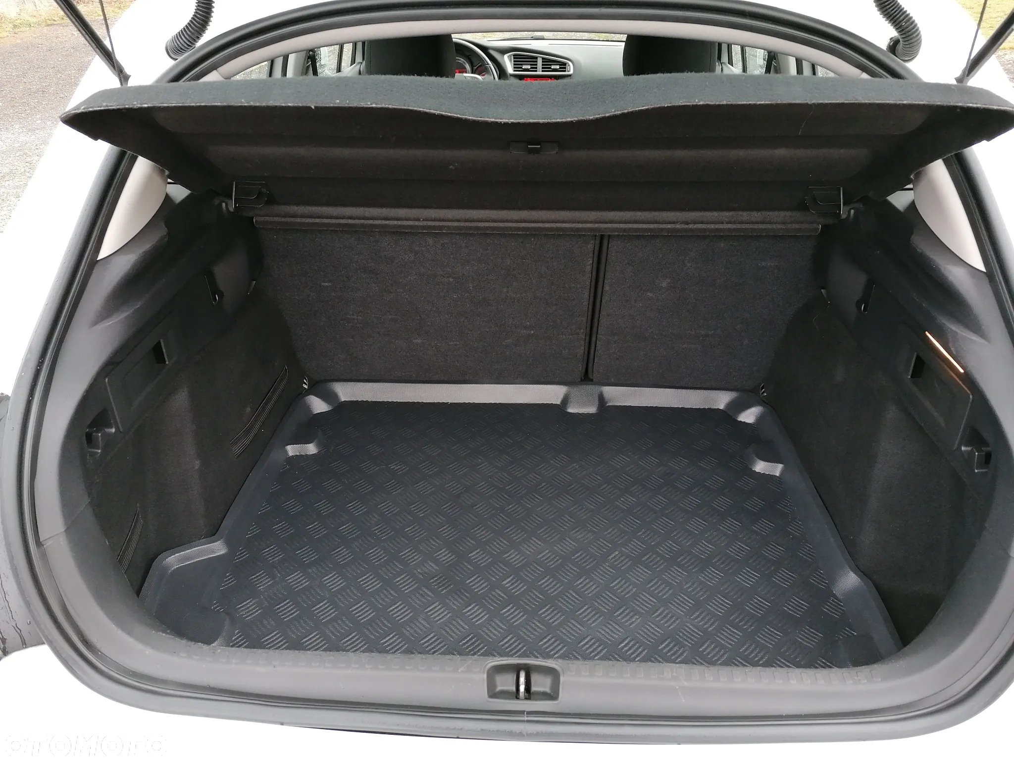 Citroën C4 BlueHDi 100 Selection - 17