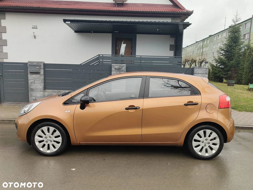 Kia Rio 1.2 Dream-Team Edition - 6