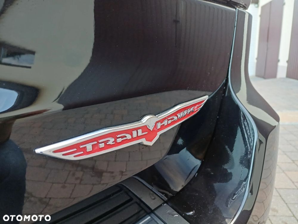 Jeep Grand Cherokee - 20