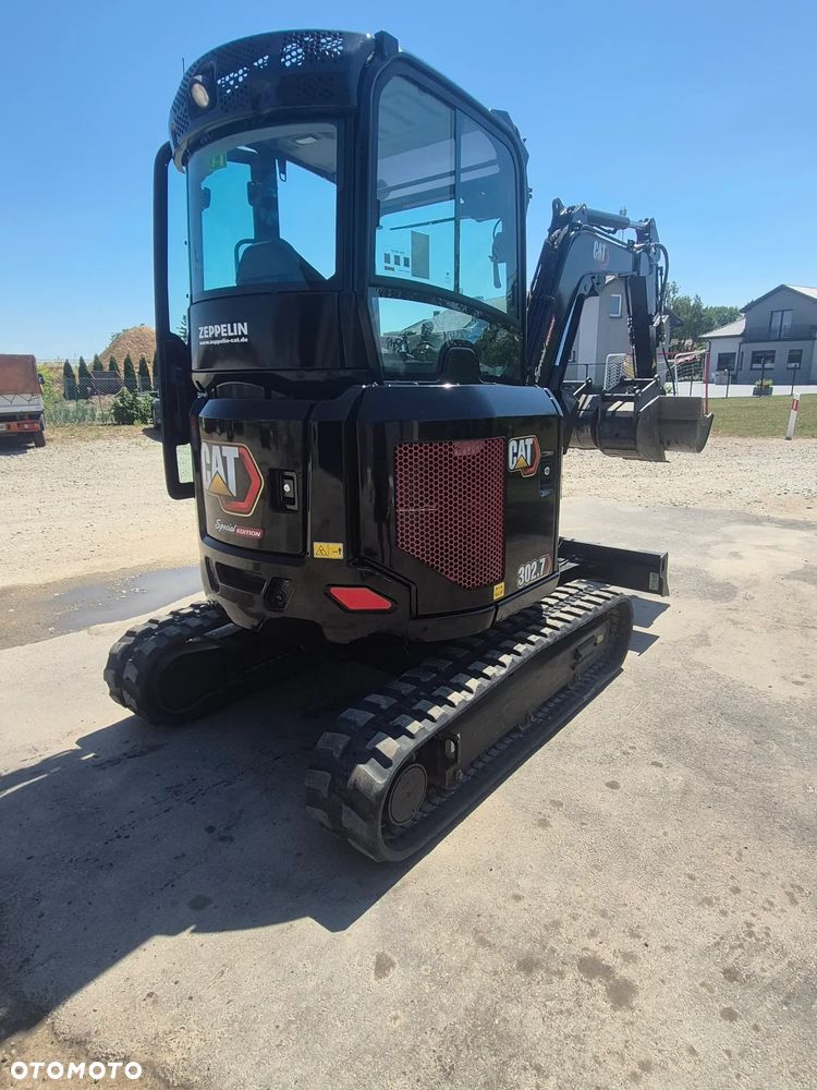 Caterpillar 302.7 - 1
