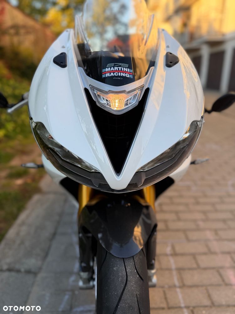 Triumph Daytona - 21