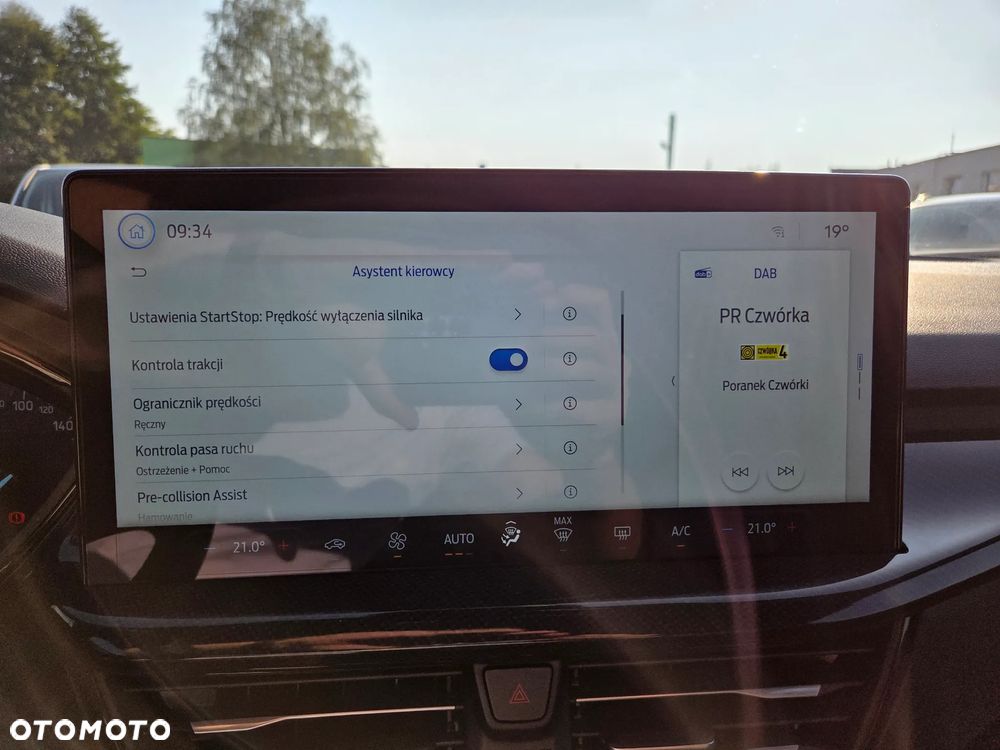 Ford Focus 1.0 EcoBoost Hybrid ST-LINE - 16