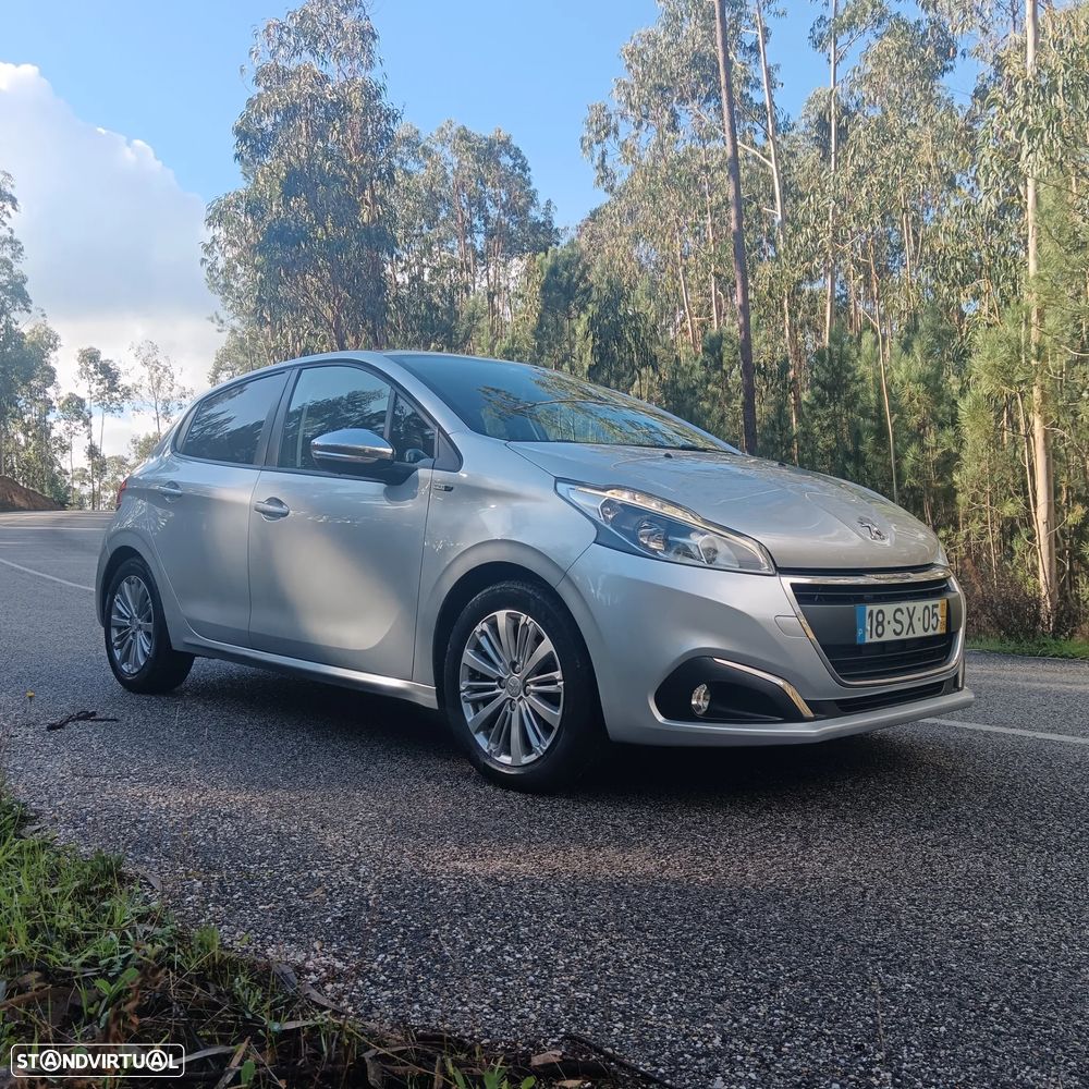 Peugeot 208 1.2 PureTech Style - 10