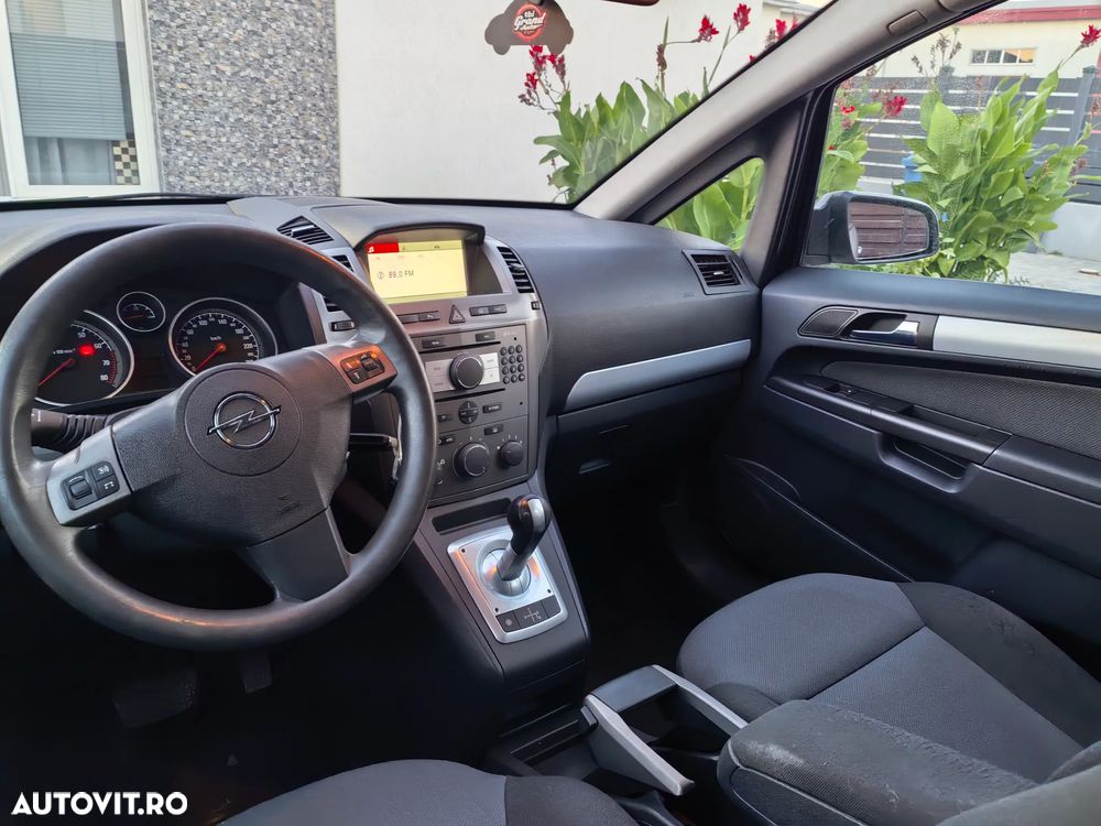 Opel Zafira 1.8 Easytronic Family Plus - 6