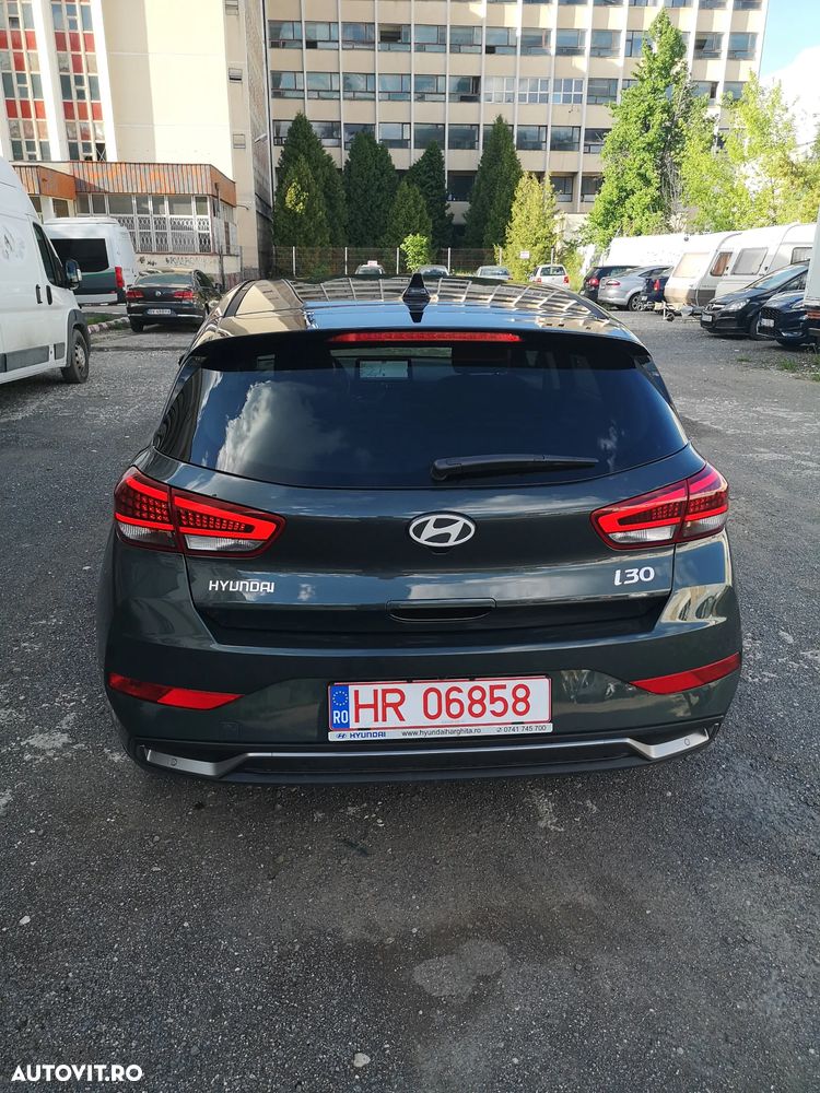 Hyundai i30 1.5 96CP M/T Highway - 9