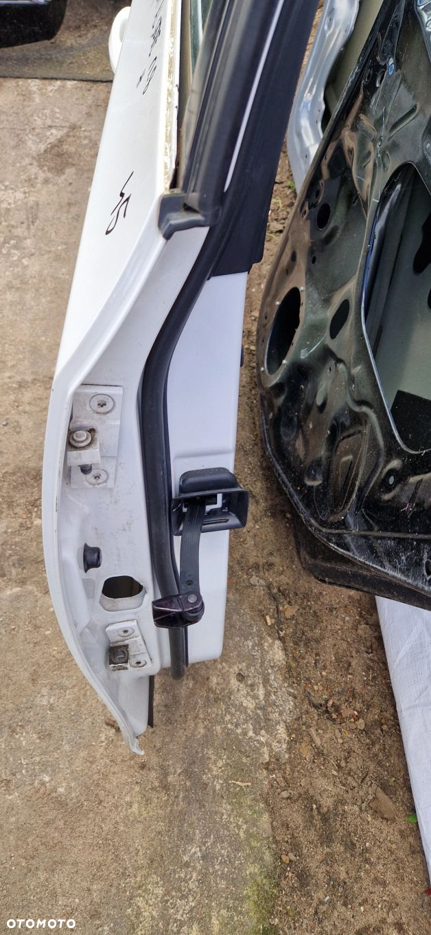 Drzwi Bmw 5 E61 Kombi 2003-2010r. Tył prawy - 2
