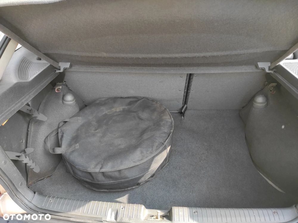 Opel Astra 1.4 Base - 3