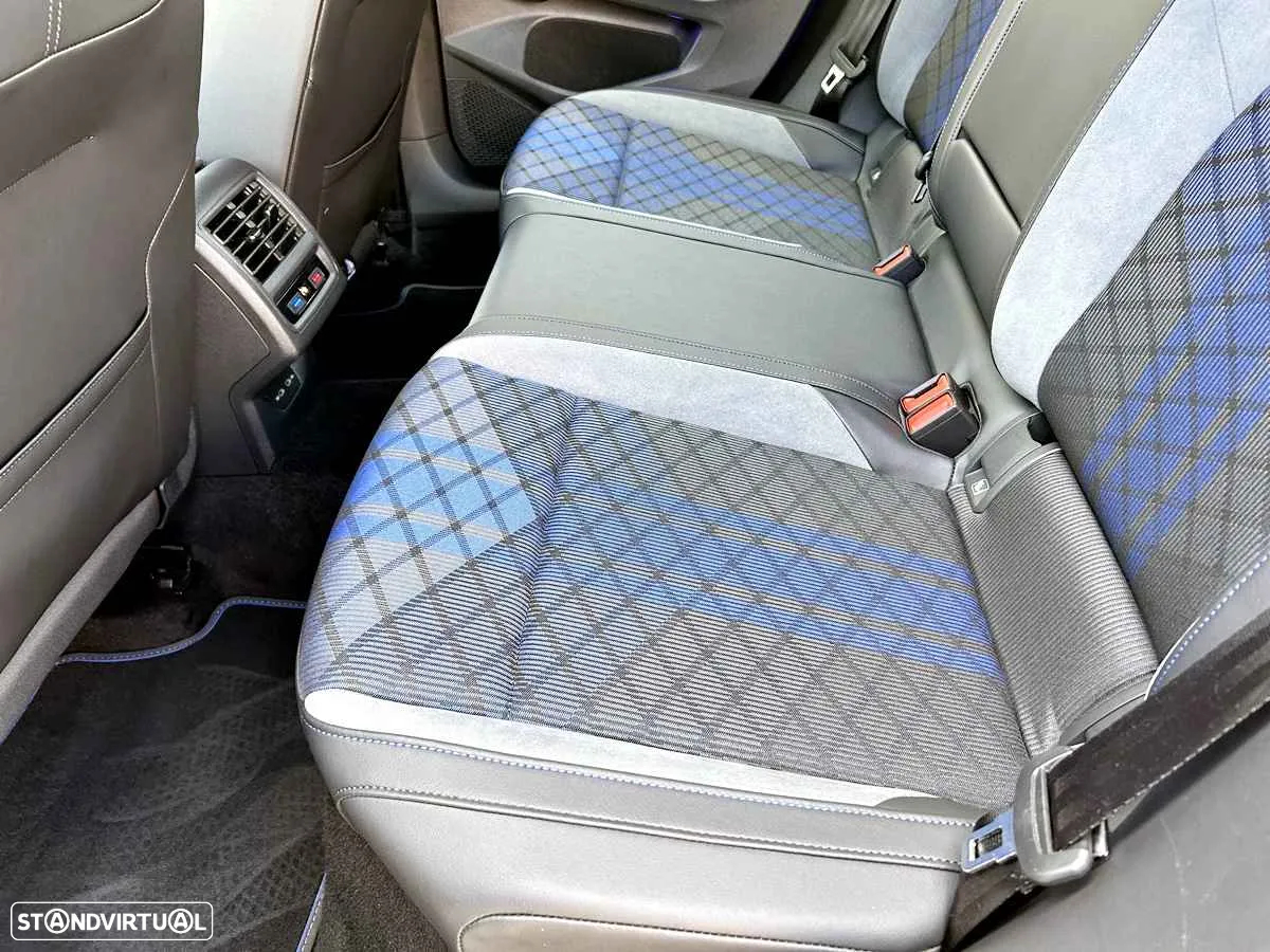 VW Golf 2.0 TSI R DSG - 27