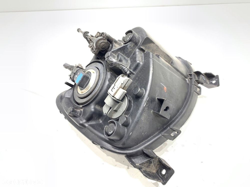 HALOGEN PRAWY PRZÓD  HYUNDAI i20 II (GB, IB) 2014 - 2022 1.2 62 kW [84 KM] benzyna 2014 - 2022 - 3