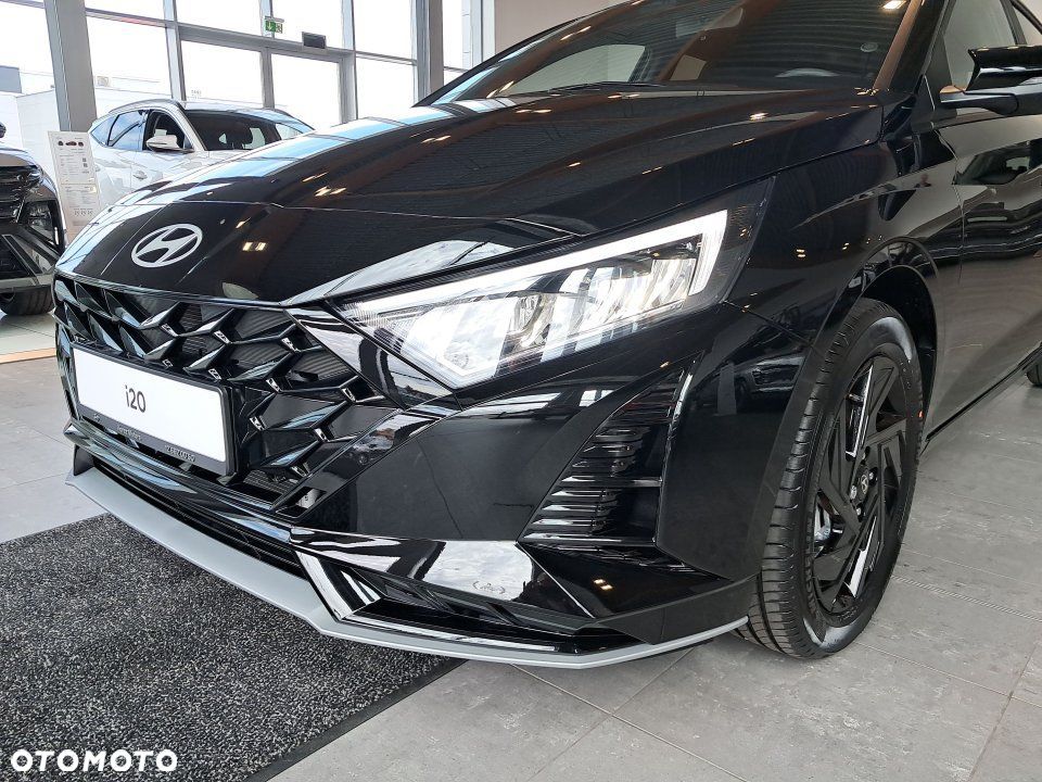 Hyundai i20 - 19