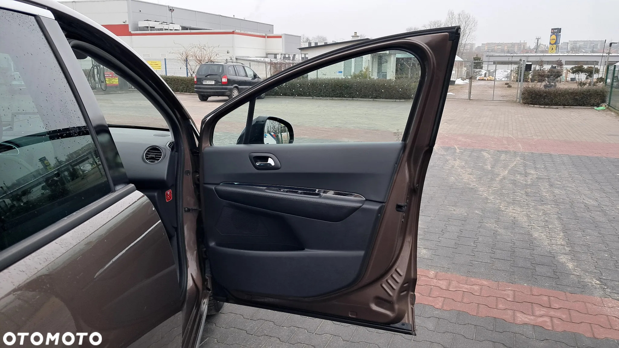 Peugeot 3008 2.0 HDi HYbrid4 - 13