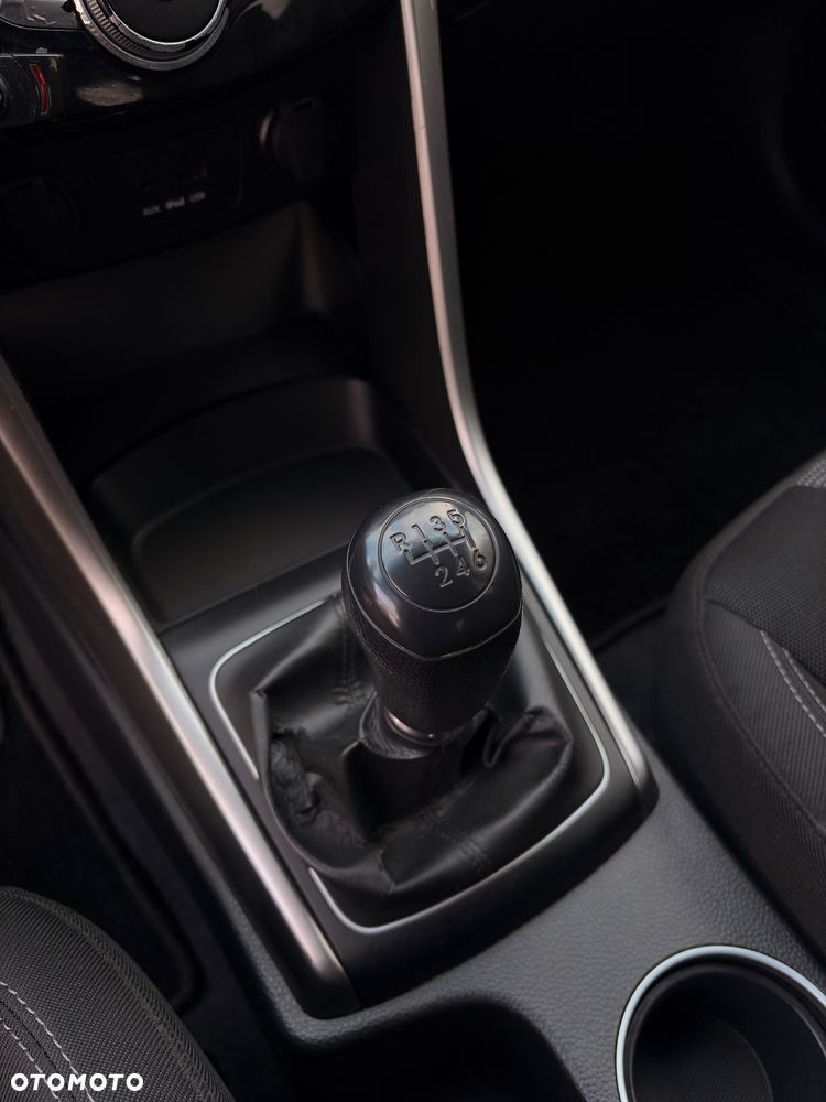 Hyundai i30 1.4 Classic + - 15