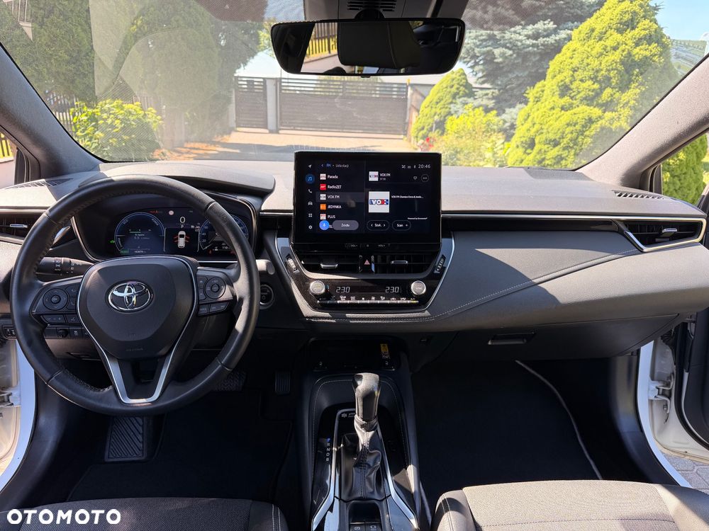 Toyota Corolla 1.8 Hybrid Executive - 14