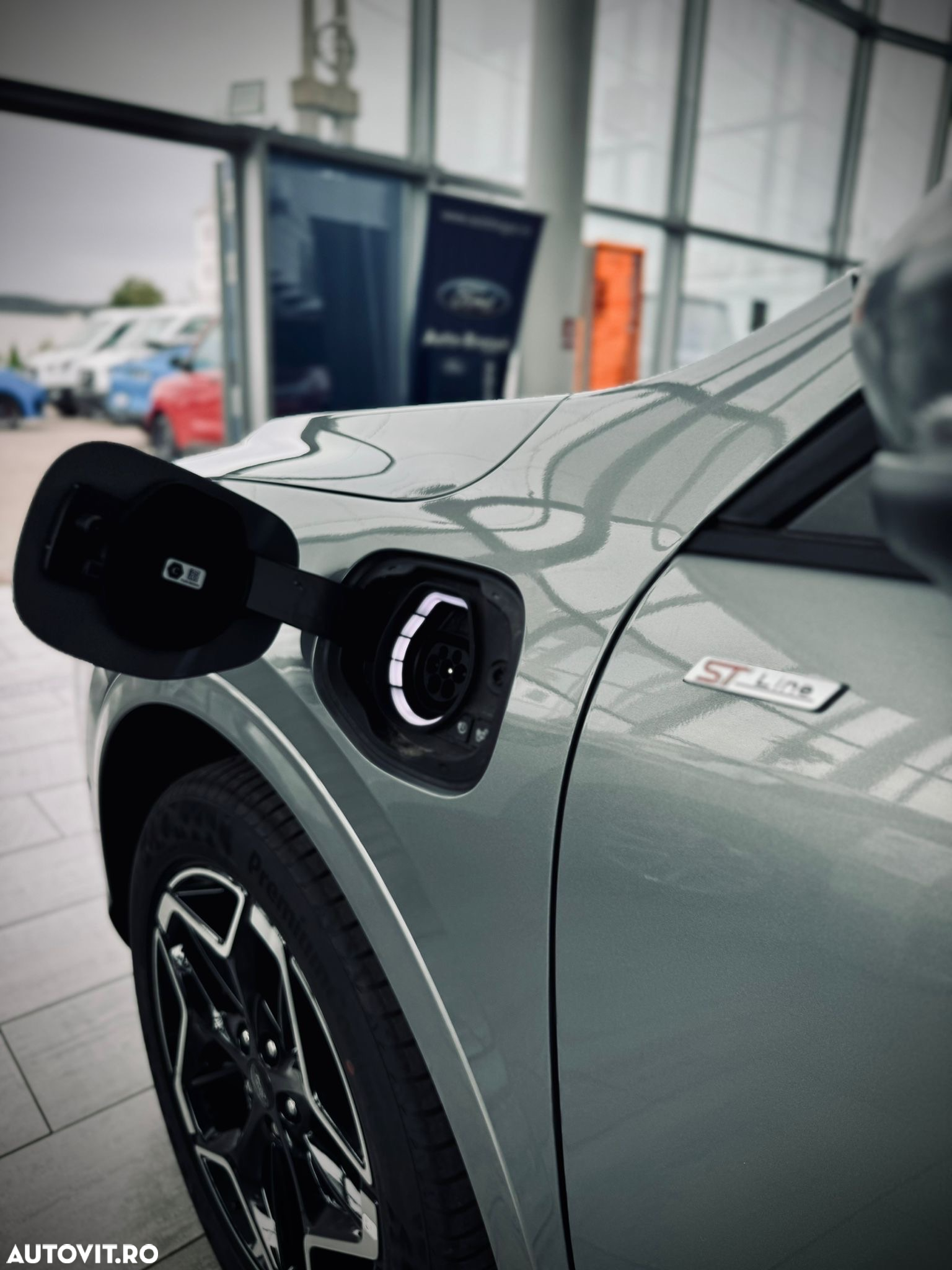 Ford Kuga 2.5 Duratec FWD PHEV ST-Line X - 17