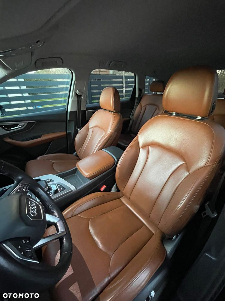 Audi Q7 - 2