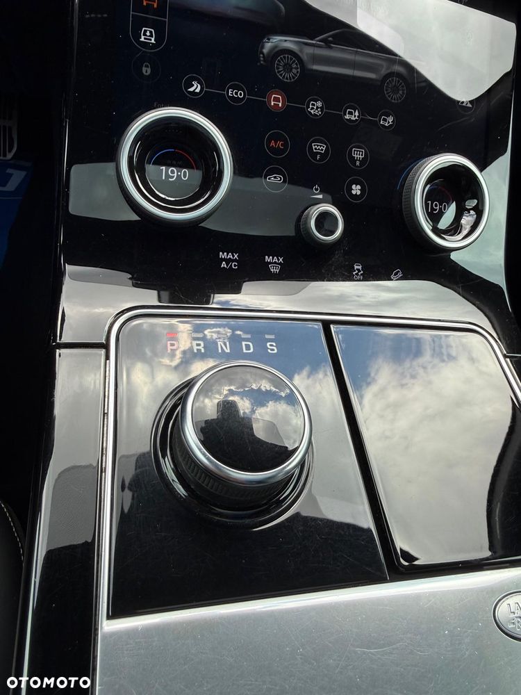 Land Rover Range Rover Velar 2.0 Si4 GPF R-Dynamic - 30