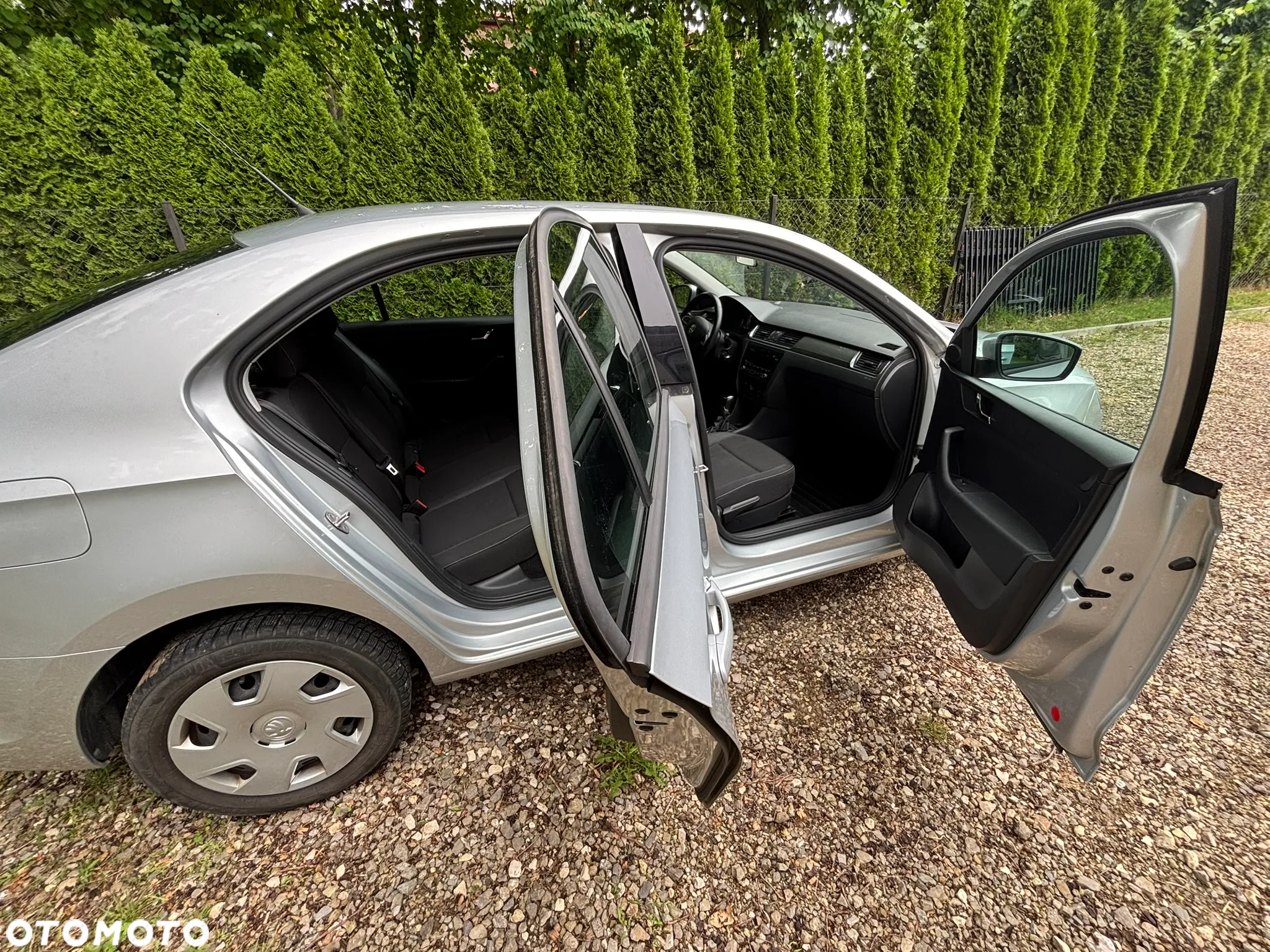 Skoda RAPID 1.6 TDI DPF Ambition - 10