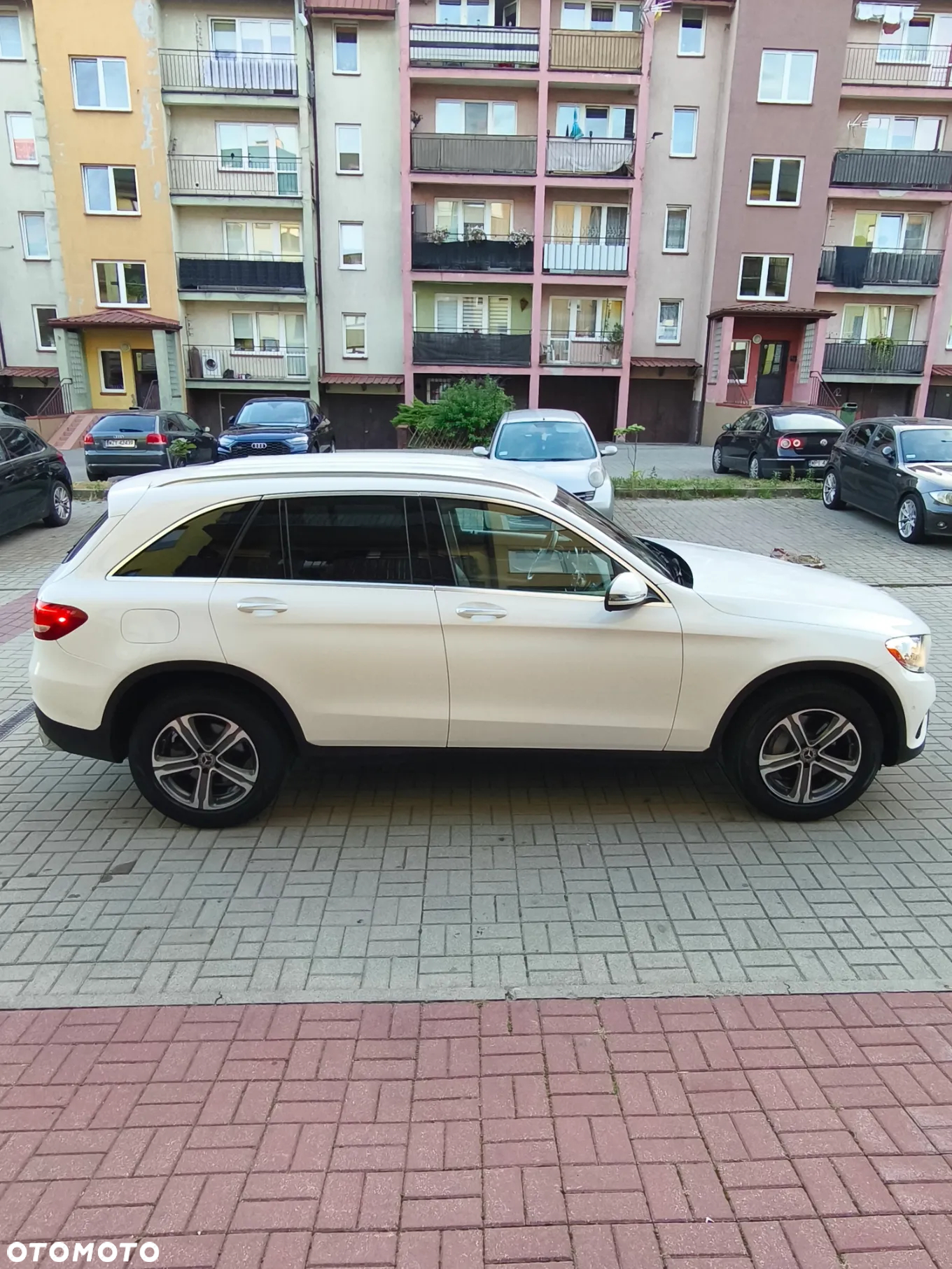 Mercedes-Benz GLC - 7