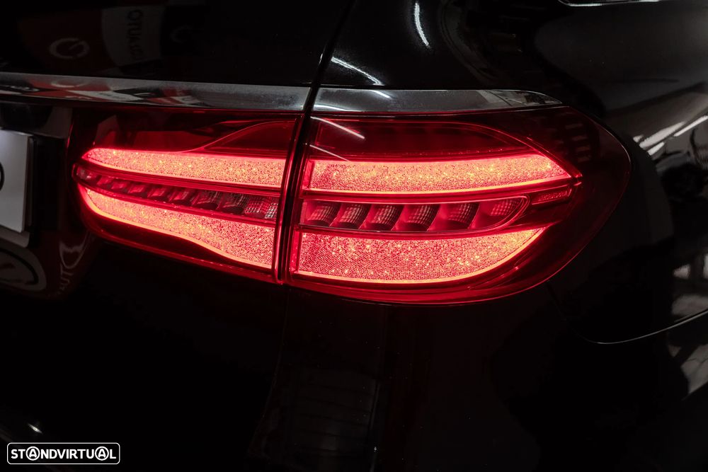 Mercedes-Benz E 220 d AMG Line - 8