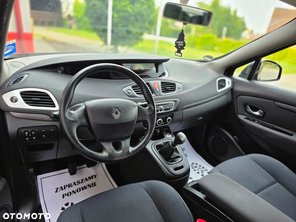 Renault Scenic 1.6 16V 110 Dynamique - 8