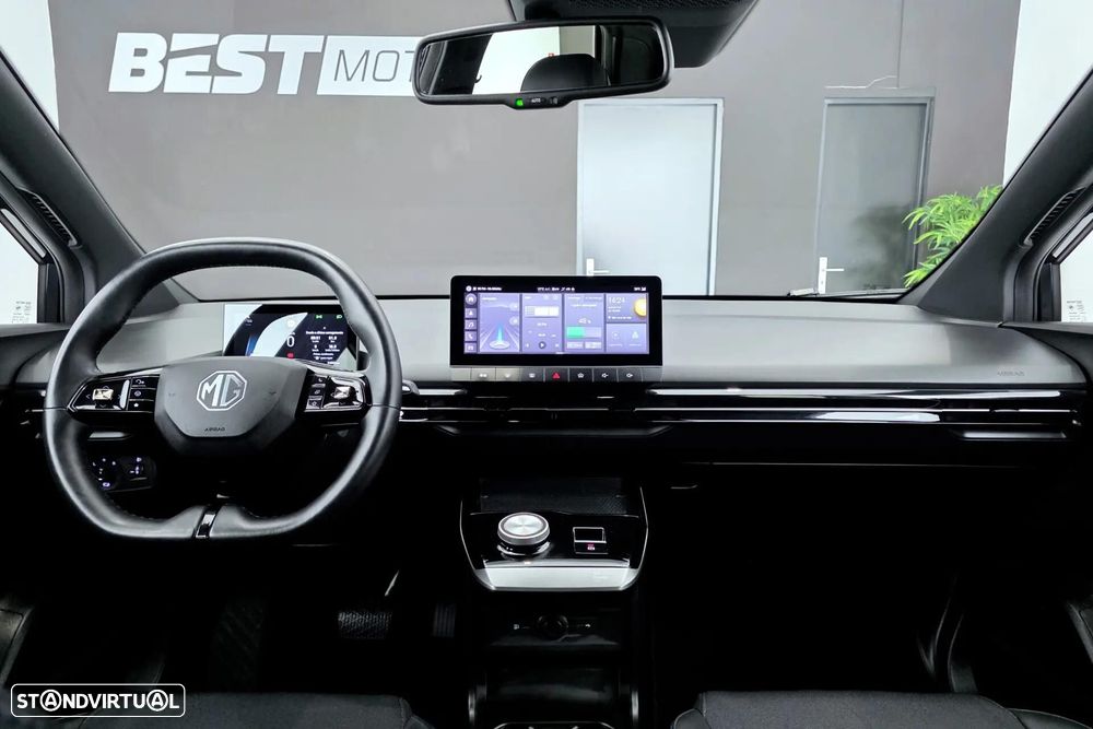 MG MG4 64 kWh Luxury - 7