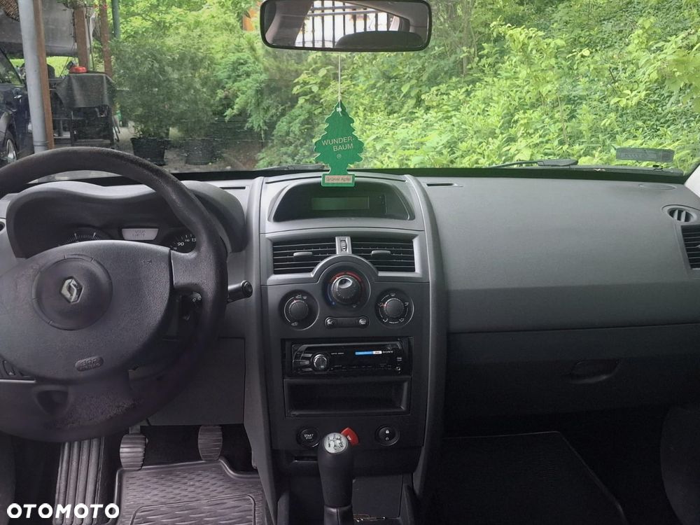 Renault Megane 1.4 16V Alize - 8