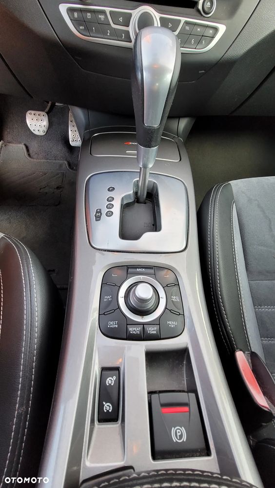 Renault Laguna dCi 175 FAP GT - 30