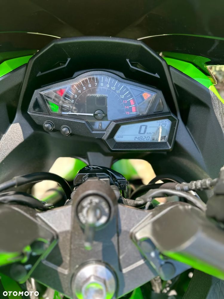 Kawasaki Ninja 300 ABS - 6