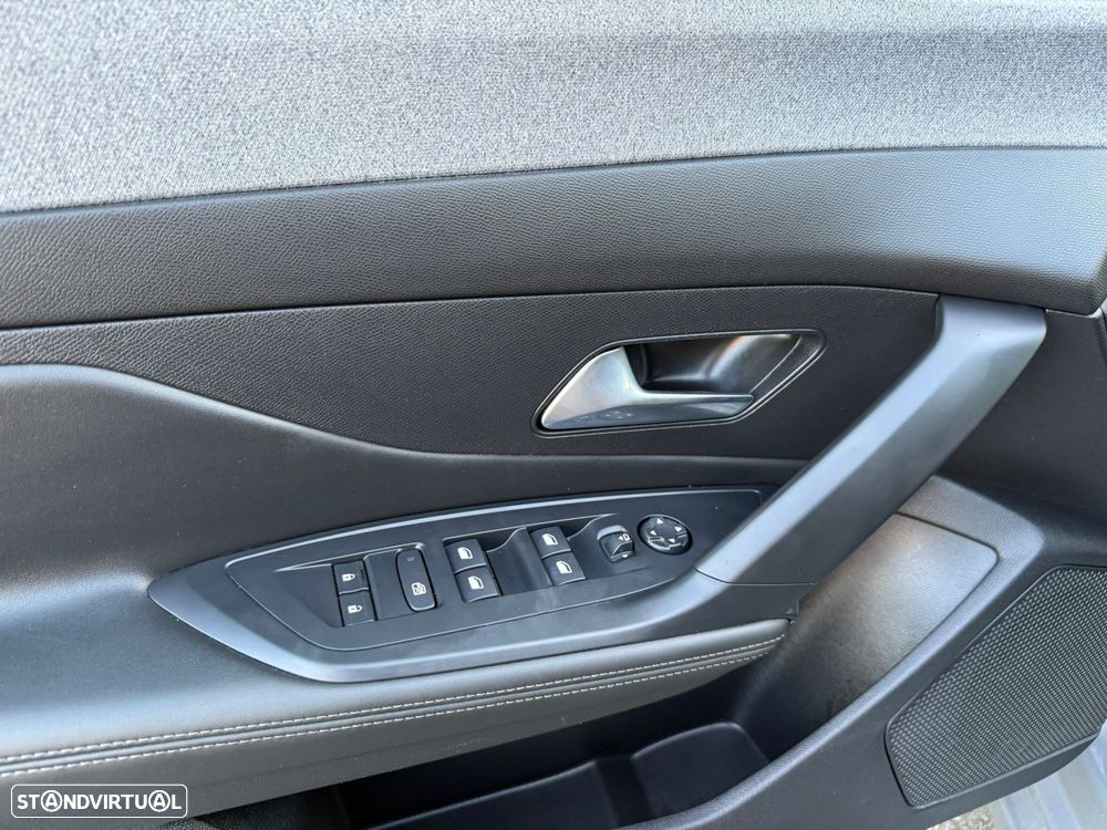 Peugeot 308 1.2 PureTech Allure - 15